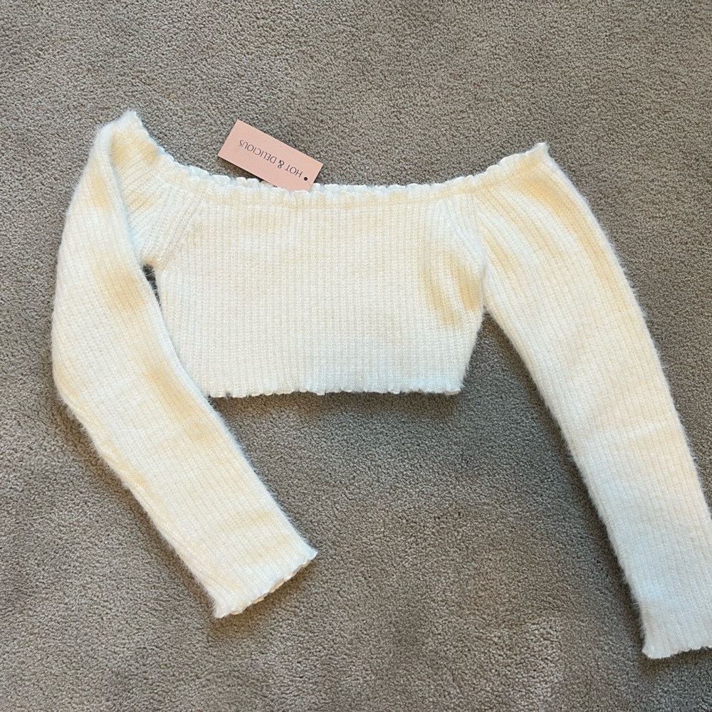 NWT Hot & Delicious Ivory Knit Cropped Sweater